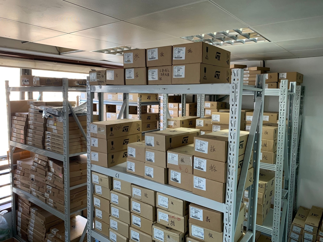 Chuangyunxinyuan Yüksek Kalite En İyi Fiyat LSM303AGR LSM303 IC Çip Parçası BOM Fiyat LSM303A LSM303AGRTR