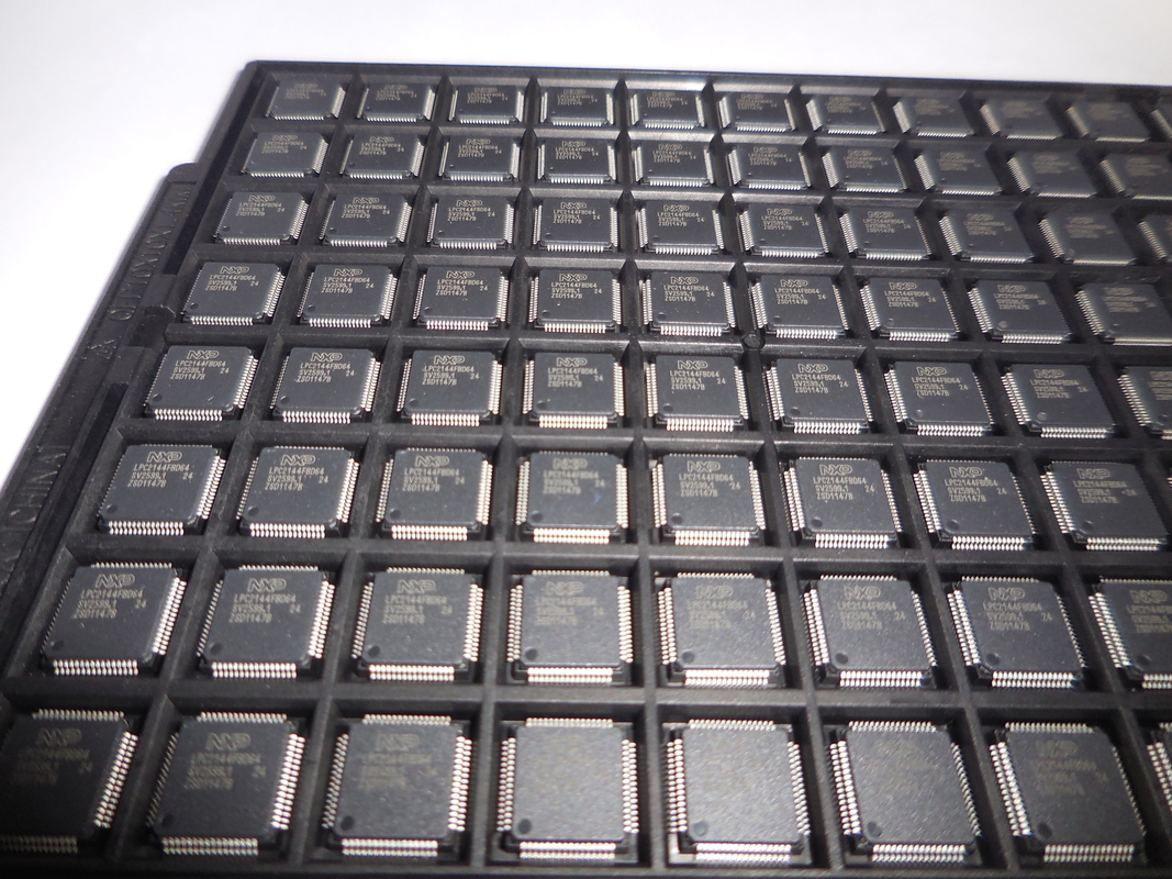 LPC2144FBD64 QFP64 Entegre Devre Çip IC Mikrodenetleyici Yepyeni Orijinal Kullanılmamış